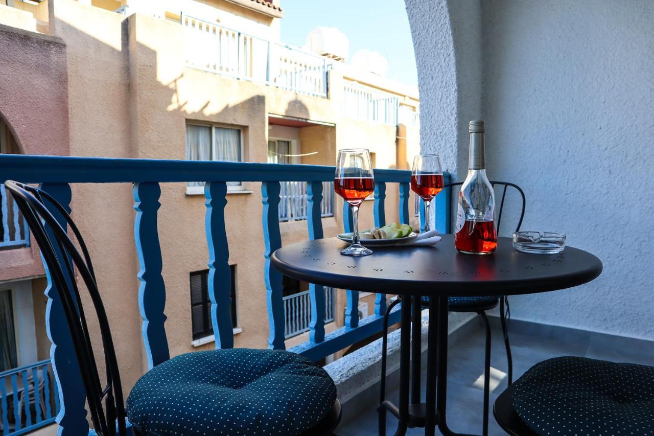 Alex'S Vacation Suite - 100M From The Beach - 6 Guests Paphos Exterior foto