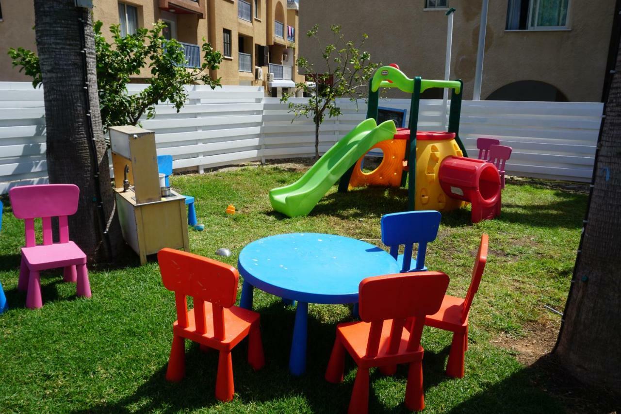 Alex'S Vacation Suite - 100M From The Beach - 6 Guests Paphos Exterior foto