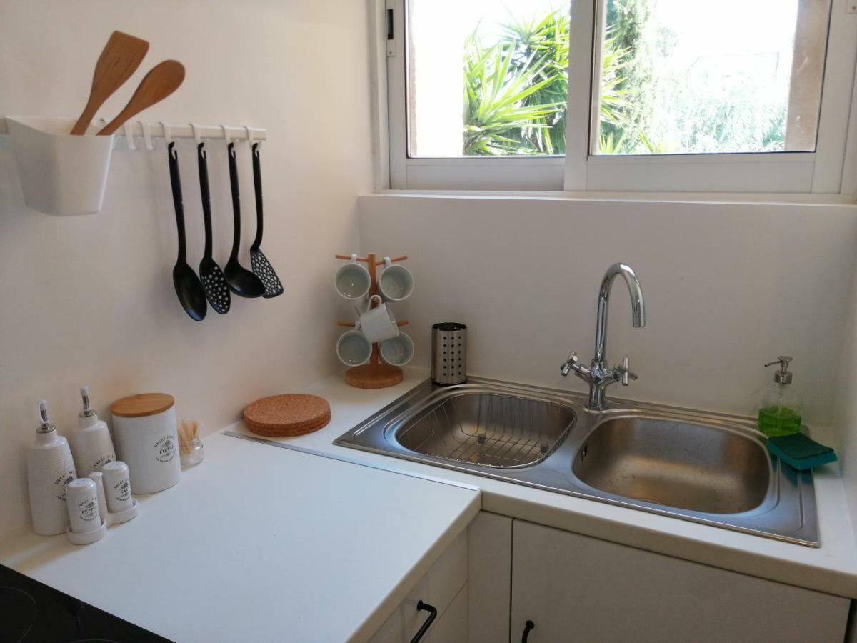 Alex'S Vacation Suite - 100M From The Beach - 6 Guests Paphos Exterior foto